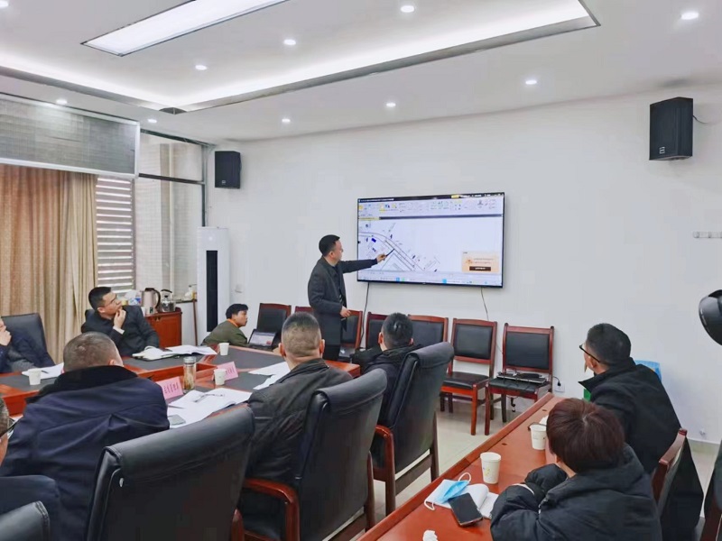 乐至县人大常委会党组书记、主任刘强主持召开成...